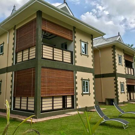 Seaside Self Catering Apartment อองซ์รอแยล ภายนอก รูปภาพ