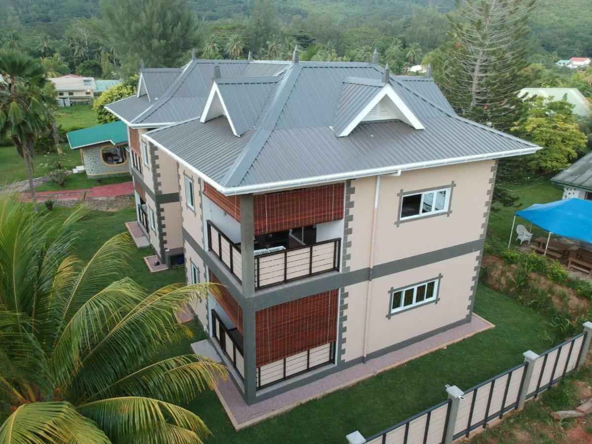 Seaside Self Catering Apartment อองซ์รอแยล ภายนอก รูปภาพ